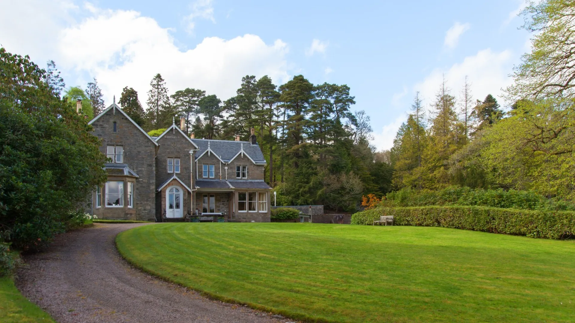 Eilean Shona House
