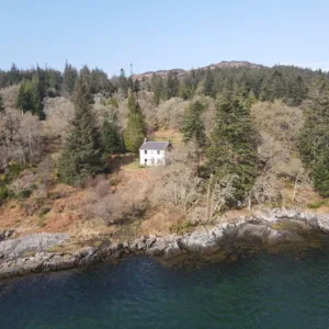 Tioram cottage pms ec285458 b7f7 447c ae04 e552ef20eb08