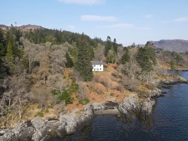 Tioram cottage pms 6abf1529 b7cf 405a 9a93 6bbb5ba206aa